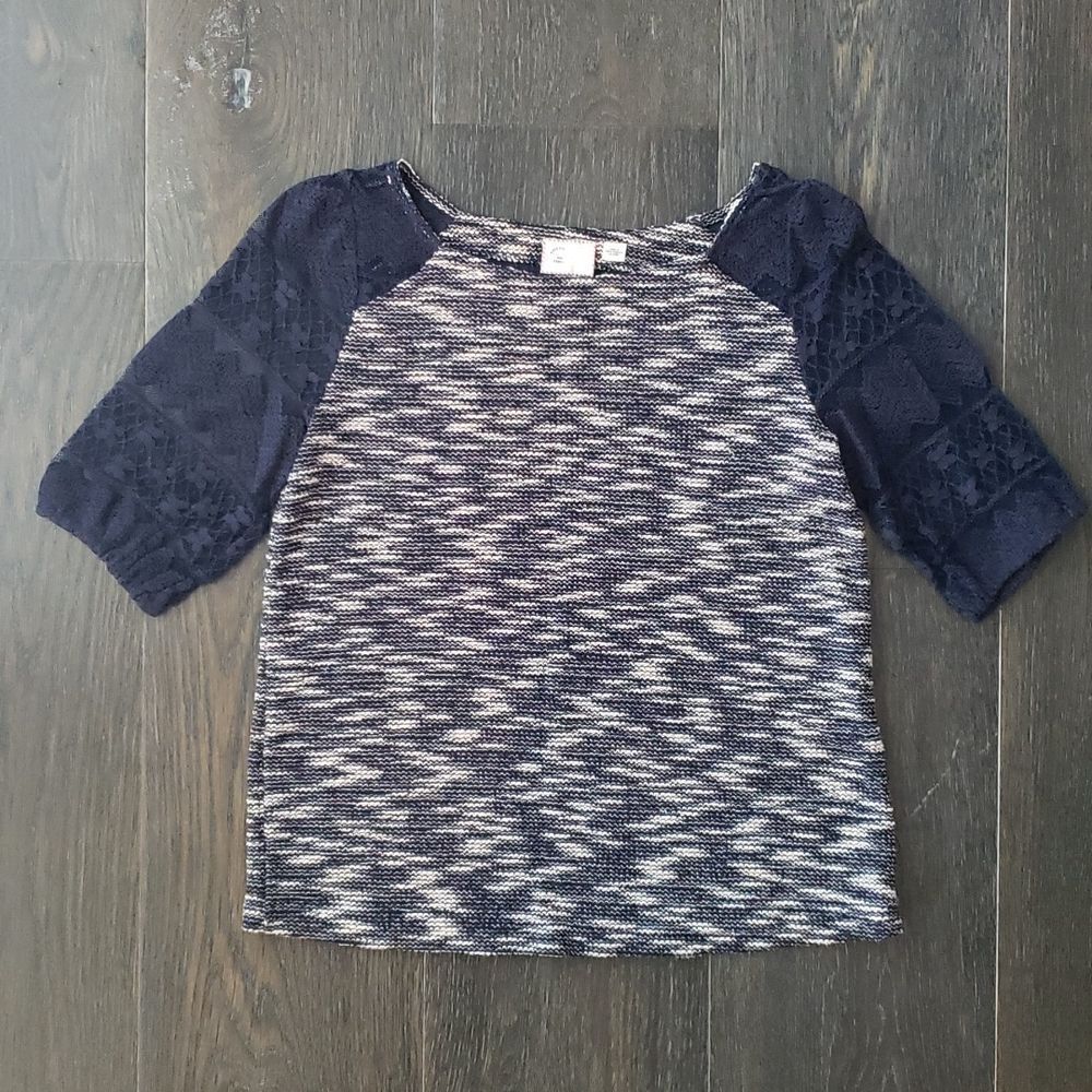 ANTHROPOLOGIE Postmark Knit and Lace Sleeve Mixed Media Shirt Top Size XS